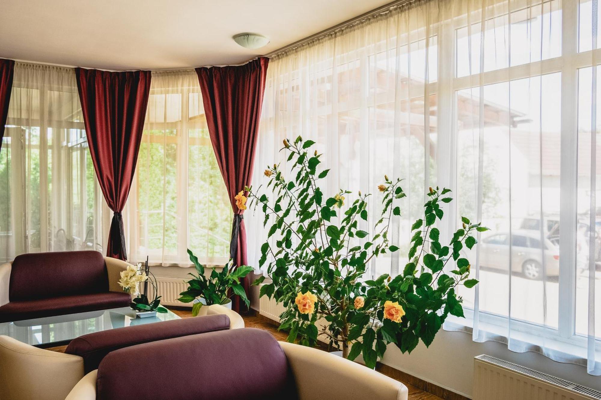 Hotel Eden Sibiu Exterior photo
